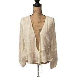 Lulu's Cream Tie‎ Front Peplum Blouse